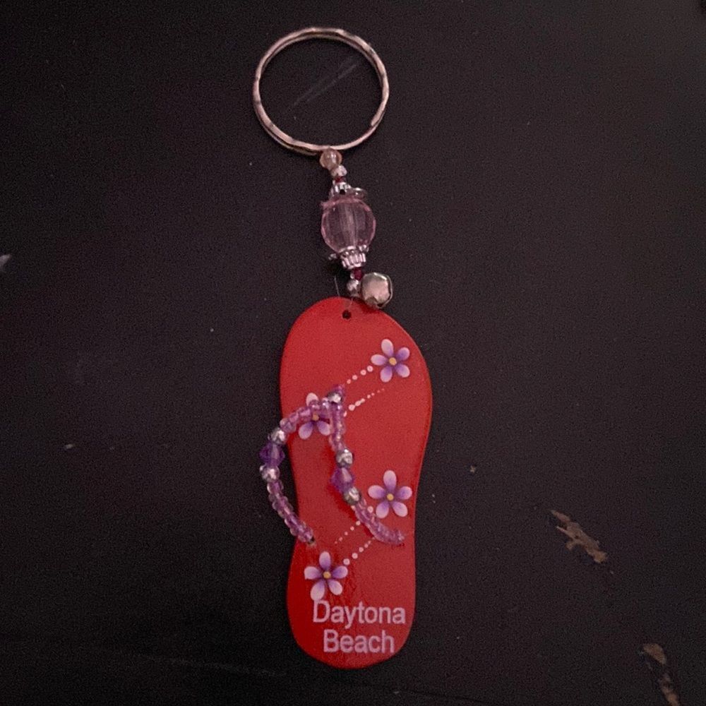 Daytona Beach Red Flip Flop Keychain Souvenir Travel Gift Key Ring